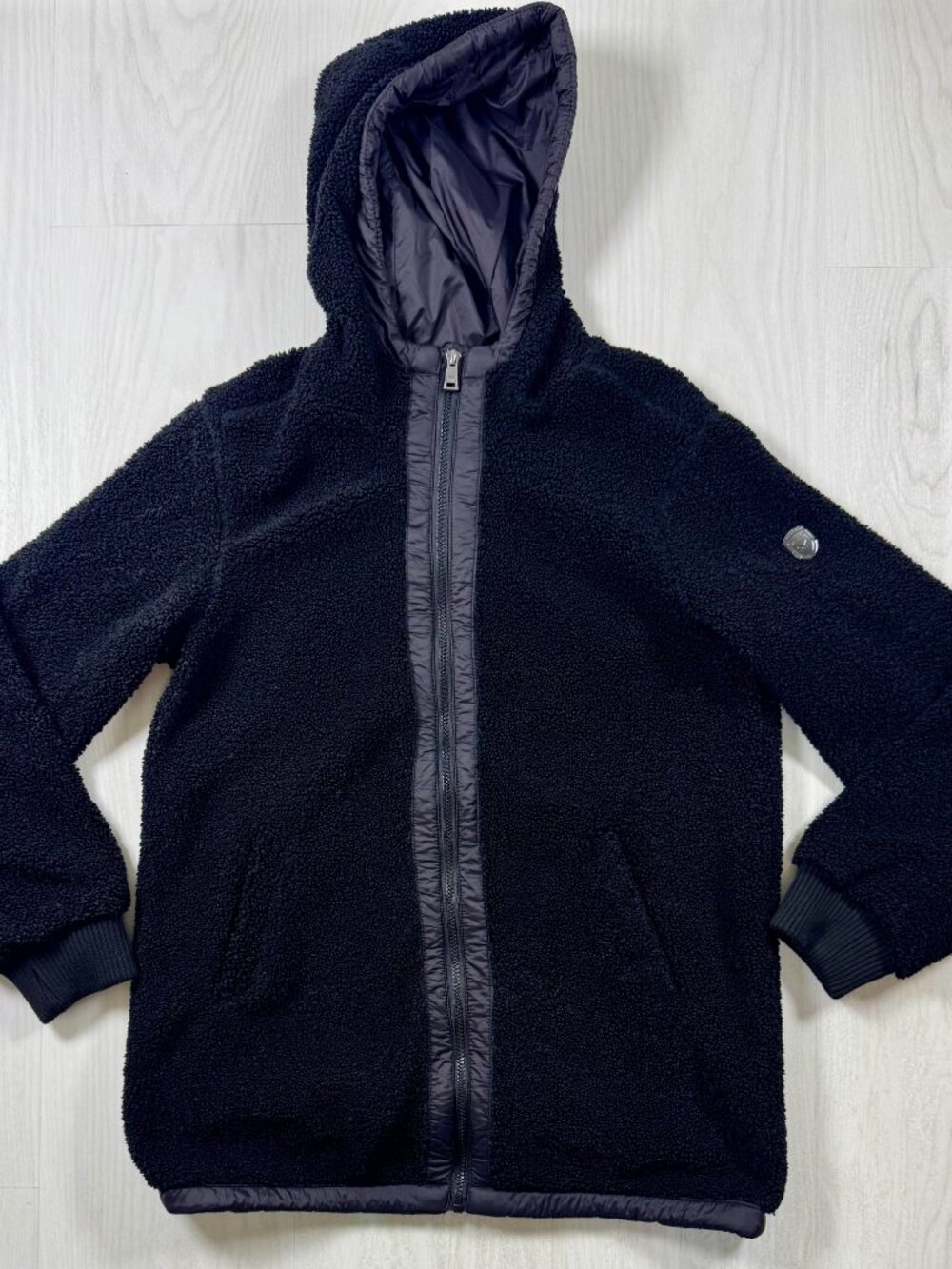 1 Madison Expedition Womens Medium Black Fuzzy Zipped Hooded Insulated Jacket